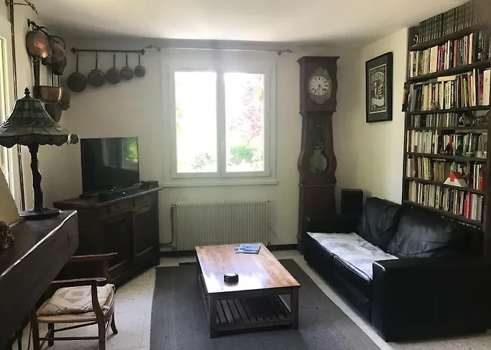 Tatil Evi Paris's Balagueres